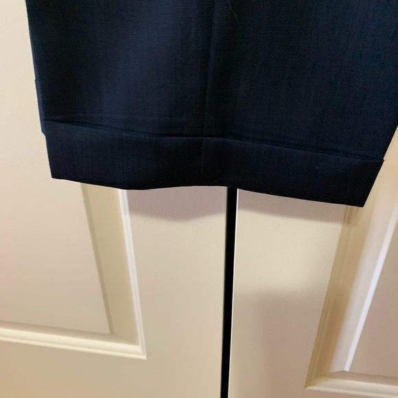 Blair Underwood men’s navy 38R cuffed flat front pant. length 40 1/2, Inseam 29 - Picture 3 of 5